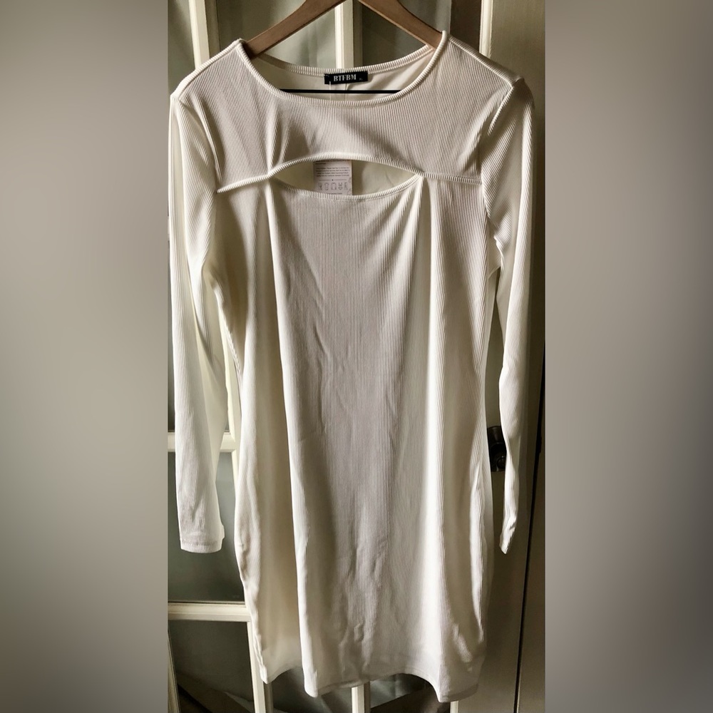 Women’s Bodycon Front Cutout Long Sleeve Crew Neck Solid Slim Fit Mini